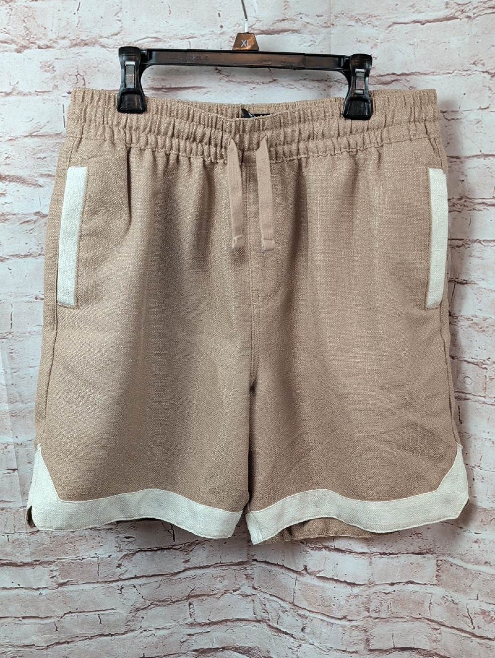 Malibu Men's Tan Linen-Blend Casual Shorts with Drawstring Small Like New